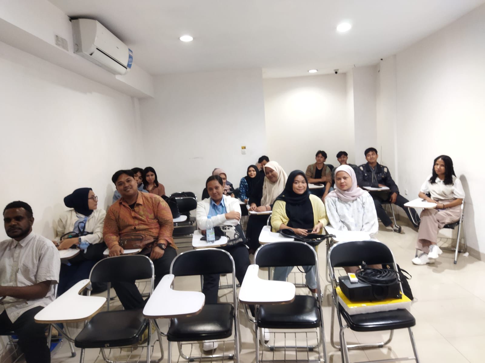 Menguatkan Integritas Laporan Keuangan: Transformasi Standar Audit Global di Era Disrupsi Informasi dan Teknologi